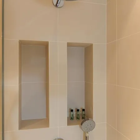 Gran Grey D'albion Apartman *