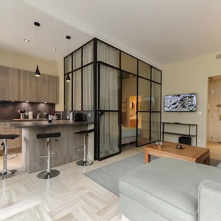 Apartman Gran Grey D'albion *